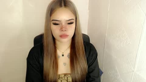 Snapshot of preciousangel69xxx chatting on February 2025 08:25:02 PM MAXXINE online show from February 2025 08:25:02 PM