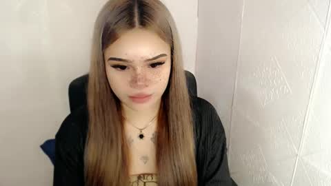 Snapshot of preciousangel69xxx chatting on February 2025 08:49:02 AM MAXXINE online show from February 2025 08:49:02 AM