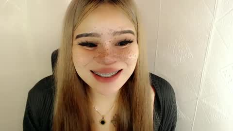 Snapshot of preciousangel69xxx chatting on March 2025 10:07:02 AM MAXXINE online show from March 2025 10:07:02 AM