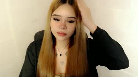 Snapshot of preciousangel69xxx chatting on October 2025 05:07:01 AM MAXXINE online show from October 2025 05:07:01 AM