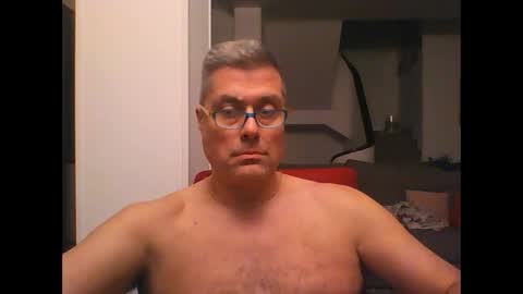 Snapshot of prendimisubito chatting on December 2024 03:53:01 AM prendimisubito online show from December 2024 03:53:01 AM