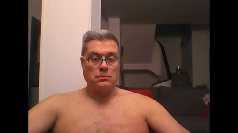 Snapshot of prendimisubito chatting on January 2025 01:00:01 AM prendimisubito online show from January 2025 01:00:01 AM