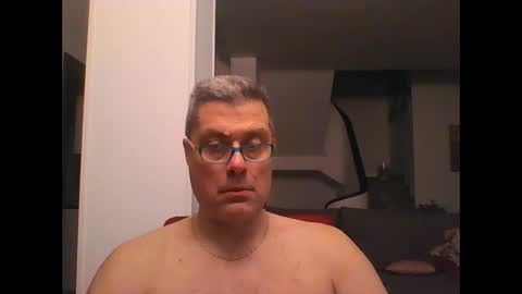 Snapshot of prendimisubito chatting on February 2025 01:21:02 AM prendimisubito online show from February 2025 01:21:02 AM