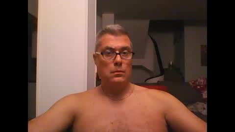 Snapshot of prendimisubito chatting on October 2025 12:09:01 AM prendimisubito online show from October 2025 12:09:01 AM