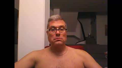 Snapshot of prendimisubito chatting on October 2025 01:06:02 AM prendimisubito online show from October 2025 01:06:02 AM