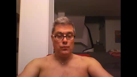 Snapshot of prendimisubito chatting on November 2025 03:38:01 AM prendimisubito online show from November 2025 03:38:01 AM