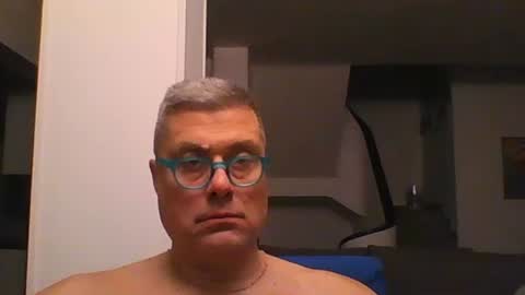 Snapshot of prendimisubito chatting on January 2026 12:38:02 AM prendimisubito online show from January 2026 12:38:02 AM