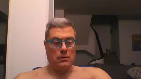 Snapshot of prendimisubito chatting on February 2026 12:20:02 AM prendimisubito online show from February 2026 12:20:02 AM