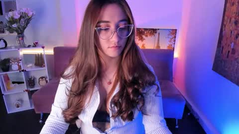 Camila  online show from April 2026 01:11:01 PM