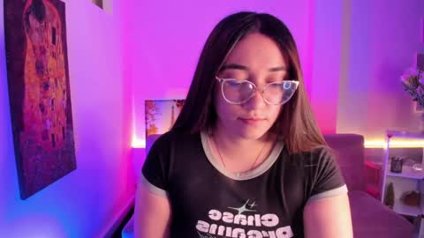 Camila  online show from May 2026 02:13:01 PM