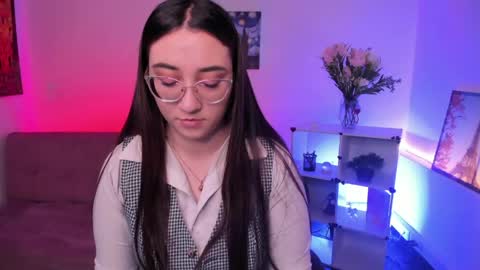Camila  online show from May 2026 12:46:02 PM