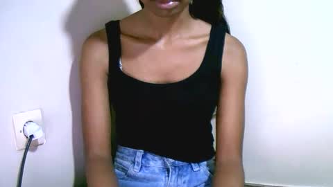 prettiethalia online show from February 2026 12:26:02 PM