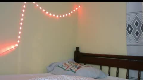 pretty__lisa online show from November 2025 06:27:01 AM