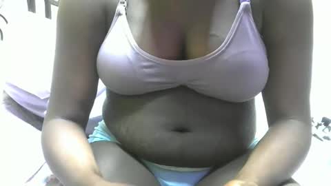 Snapshot of pretty_barbz chatting on October 2025 09:06:02 AM pretty_barbz online show from October 2025 09:06:02 AM