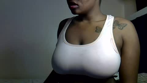 pretty_daina3 online show from June 2026 06:09:02 PM