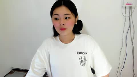 pretty_darcy online show from March 2026 01:40:02 AM