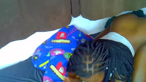 riri online show from October 2025 10:34:02 PM