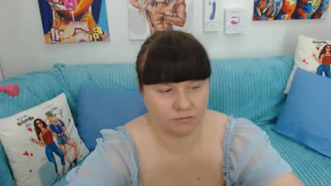 Snapshot of pretty_malika chatting on June 2026 10:15:01 AM pretty_malika online show from June 2026 10:15:01 AM