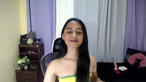 Snapshot of pretty_morenaxx chatting on March 2025 01:48:02 AM Marimar online show from March 2025 01:48:02 AM