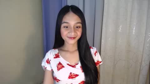 Snapshot of pretty_morenaxx chatting on November 2025 06:01:01 AM Marimar online show from November 2025 06:01:01 AM