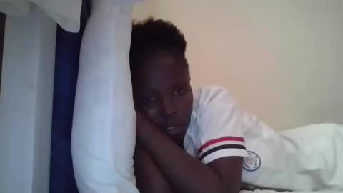 pretty_petite_ebony online show from October 2025 08:59:01 AM