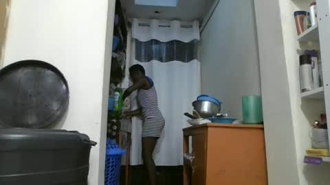 pretty_petite_ebony online show from November 2025 06:57:01 AM