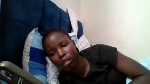 pretty_petite_ebony online show from July 2026 01:24:01 PM