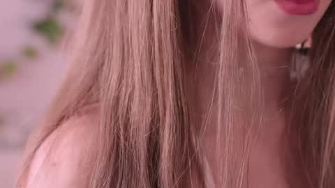 Elina online show from May 2026 10:00:01 AM