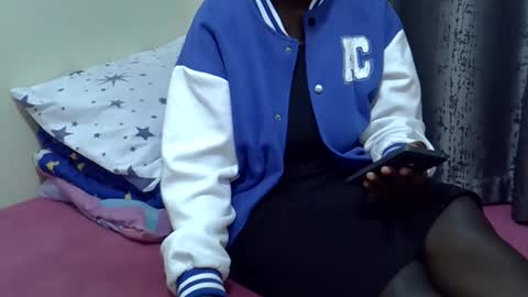 pretty_sheanna online show from November 2025 02:47:01 AM