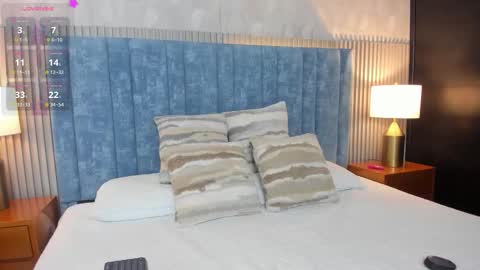 Snapshot of pretty_sunlight_ chatting on November 2025 01:26:02 AM Daisy Flower online show from November 2025 01:26:02 AM