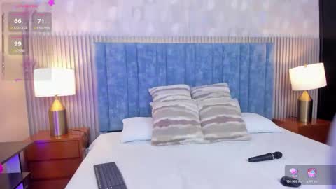 Snapshot of pretty_sunlight_ chatting on November 2025 01:48:02 AM Daisy Flower online show from November 2025 01:48:02 AM