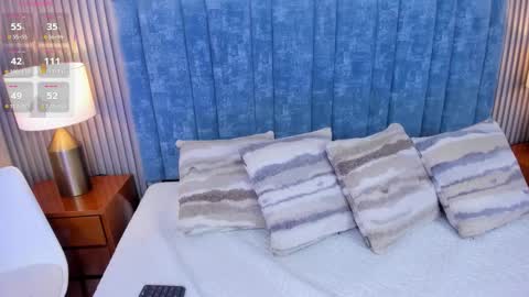 Snapshot of pretty_sunlight_ chatting on February 2026 01:43:02 AM Daisy Flower online show from February 2026 01:43:02 AM