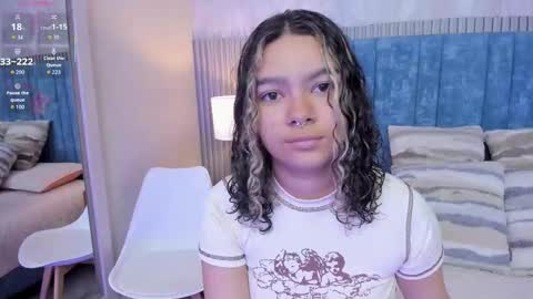 Snapshot of pretty_sunlight_ chatting on February 2026 01:54:01 AM Daisy Flower online show from February 2026 01:54:01 AM