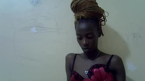 Vee online show from March 2026 06:34:02 PM