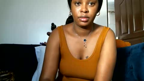Snapshot of pretty_zii chatting on May 2026 08:45:01 AM zii online show from May 2026 08:45:01 AM