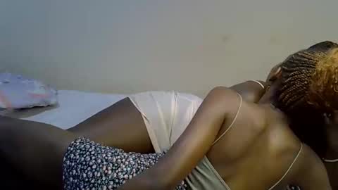 pretty_zio online show from November 2025 09:02:02 PM