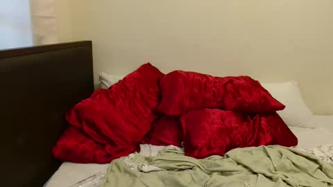 PrettyAsian098 online show from September 2025 12:21:01 AM