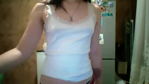 Bella online show from May 2026 08:47:01 PM