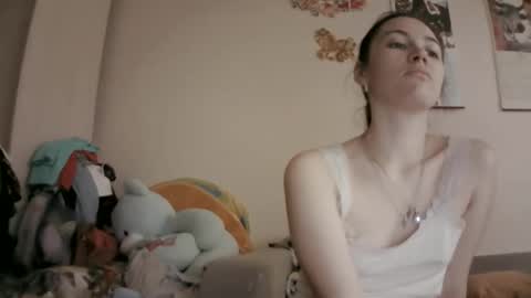 Bella online show from May 2026 09:49:01 AM