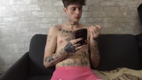 Snapshot of prettyboyszn chatting on December 2024 06:02:02 AM pretty boy online show from December 2024 06:02:02 AM