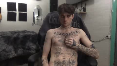 Snapshot of prettyboyszn chatting on January 2025 05:37:02 AM pretty boy online show from January 2025 05:37:02 AM