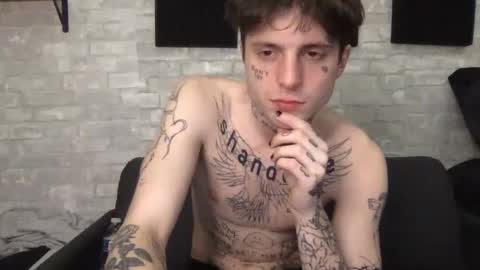 Snapshot of prettyboyszn chatting on January 2025 03:37:02 AM pretty boy online show from January 2025 03:37:02 AM