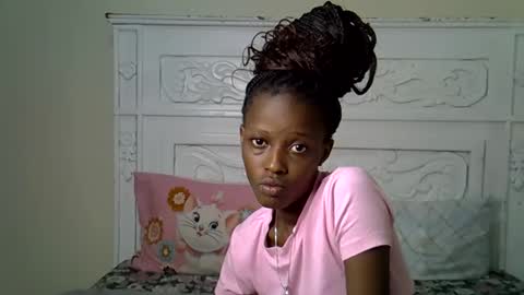 Snapshot of prettybunnny chatting on October 2025 02:43:02 PM Bunny online show from October 2025 02:43:02 PM