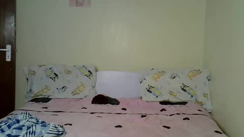 Snapshot of prettybunnny chatting on February 2026 03:52:02 PM Bunny online show from February 2026 03:52:02 PM