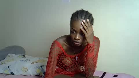 Snapshot of prettybunnny chatting on February 2026 12:33:02 AM Bunny online show from February 2026 12:33:02 AM