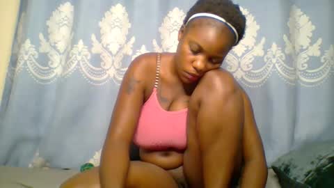 SHANIA online show from November 2025 05:17:02 AM