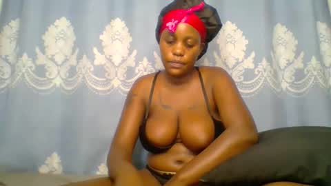 SHANIA online show from November 2025 06:02:02 AM