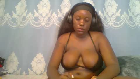 SHANIA online show from April 2026 05:52:01 AM