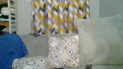 Snapshot of prettyela chatting on October 2025 09:37:01 PM PrettyEla online show from October 2025 09:37:01 PM