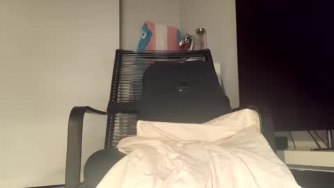 Pretty or Flacka  online show from February 2026 08:35:02 AM